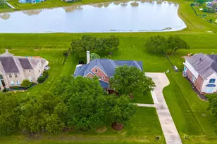 511 Royal Lakes Blvd, Richmond, TX 77469 - Photo 37