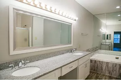 6000 Reims #4105, Houston, TX 77036 - Photo 11
