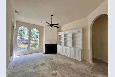 34 Grants Lake Circle, Sugar Land, TX 77479 - Photo 3