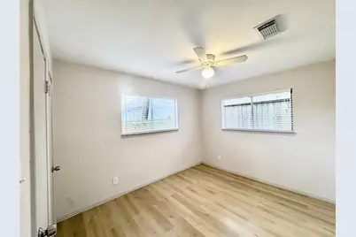 1307 Willard Street #4, Houston, TX 77006 - Photo 17