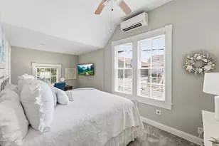 1310 19th St, Galveston, TX 77550 - Photo 9