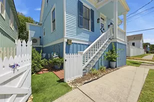 1310 19th St, Galveston, TX 77550 - Photo 3