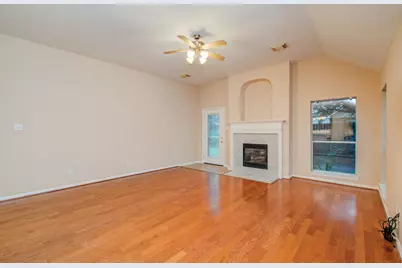 14403 Red Tailed Hawk Lane, Houston, TX 77044 - Photo 29