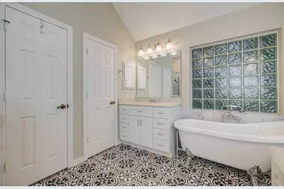 14403 Red Tailed Hawk Lane, Houston, TX 77044 - Photo 37