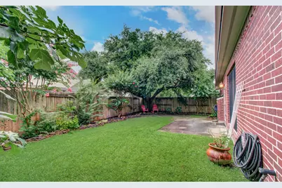 14403 Red Tailed Hawk Lane, Houston, TX 77044 - Photo 41