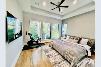 922 T C Jester Boulevard, Houston, TX 77008 - Photo 21