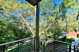 922 T C Jester Blvd, Houston, TX 77008 - Photo 45