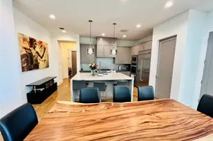 922 T C Jester Blvd, Houston, TX 77008 - Photo 13
