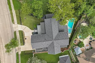 922 T C Jester Blvd, Houston, TX 77008 - Photo 45