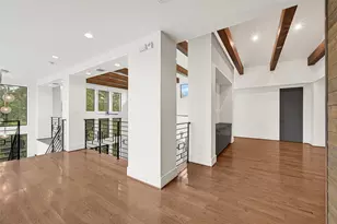 922 T C Jester Blvd, Houston, TX 77008 - Photo 31