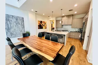 922 T C Jester Boulevard, Houston, TX 77008 - Photo 13
