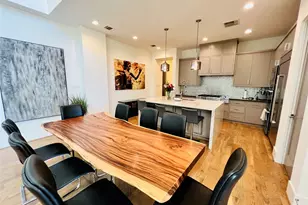 922 T C Jester Blvd, Houston, TX 77008 - Photo 13