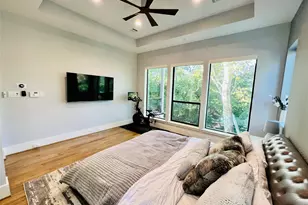 922 T C Jester Blvd, Houston, TX 77008 - Photo 23