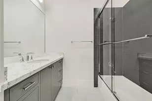 922 T C Jester Blvd, Houston, TX 77008 - Photo 41