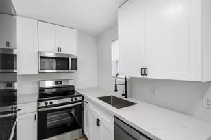 3614 Billingsley St, Houston, TX 77009 - Photo 7