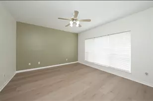 10813 Norchester Village Dr, Houston, TX 77070 - Photo 9