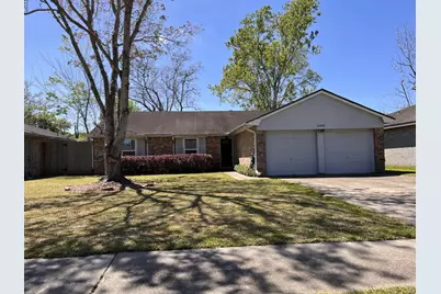 16450 Hibiscus Lane, Friendswood, TX 77546 - Photo 1