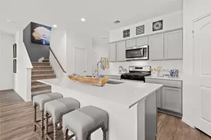 24820 Springbluff Vly Ct, Magnolia, TX 77355 - Photo 3