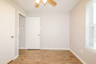 16325 Sun View Lane, Conroe, TX 77302 - Photo 13