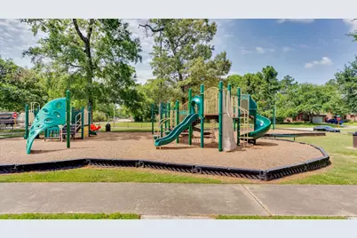 20703 Emerald Spruce Ct, Kingwood, TX 77346 - Photo 37