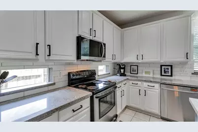 20703 Emerald Spruce Ct, Kingwood, TX 77346 - Photo 15