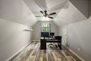 691 Co Rd 351, Alvin, TX 77511 - Photo 39