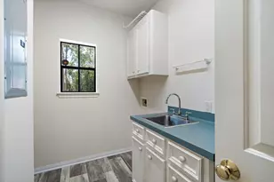 691 Co Rd 351, Alvin, TX 77511 - Photo 23