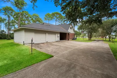 691 County Road 351, Alvin, TX 77511 - Photo 41