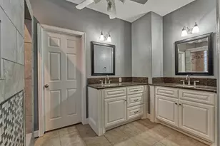 11833 Seashell Cir, Montgomery, TX 77356 - Photo 23