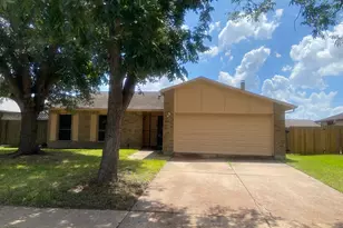 15607 Summer Briar Ct, Houston, TX 77489 - Photo 1