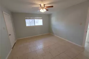 633 Mosswood Dr, Conroe, TX 77302 - Photo 19