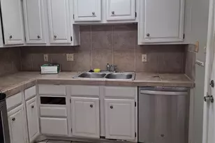 7971 Kendalia Dr, Houston, TX 77036 - Photo 9