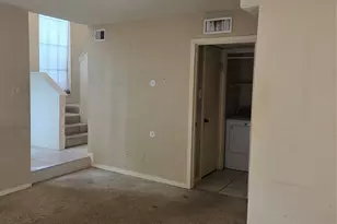7971 Kendalia Dr, Houston, TX 77036 - Photo 3