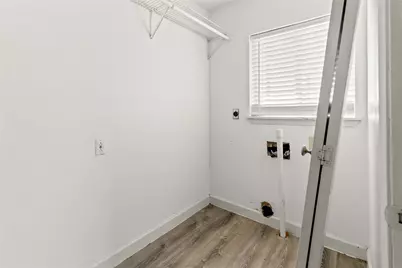 910 Monument Drive, Surfside Beach, TX 77541 - Photo 23