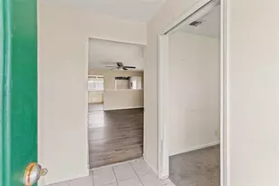 910 Monument Dr, Surfside Beach, TX 77541 - Photo 9