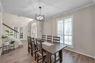 2 S Duskwood Pl, The Woodlands, TX 77381 - Photo 5