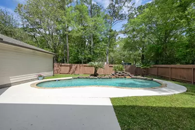 2 S Duskwood Place, The Woodlands, TX 77381 - Photo 23