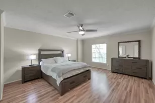 2 S Duskwood Pl, The Woodlands, TX 77381 - Photo 17