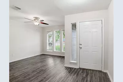 2325 Shady Tree Lane, Conroe, TX 77301 - Photo 5