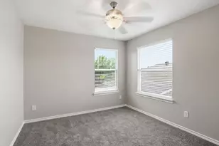 2325 Shady Tree Ln, Conroe, TX 77301 - Photo 27