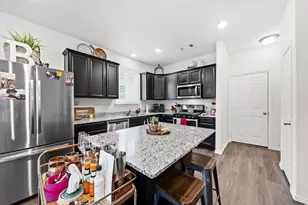 4041 Timber Sapp Dr, Conroe, TX 77304 - Photo 5