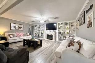 1920 Galway Dr, Vidor, TX 77662 - Photo 3