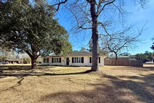 1920 Galway Dr, Vidor, TX 77662 - Photo 1