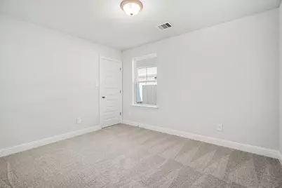 4401 West Bayou Maison Circle, Dickinson, TX 77539 - Photo 11