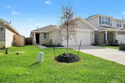 4401 West Bayou Maison Circle, Dickinson, TX 77539 - Photo 3