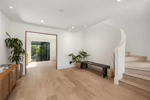 419 W 30th St, Houston, TX 77018 - Photo 5