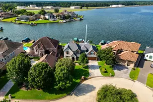 12353 Oak Cove Point, Conroe, TX 77304 - Photo 3