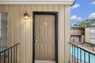 201 Emerson St, Houston, TX 77006 - Photo 13
