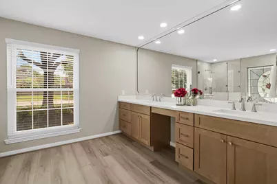 75 Stalybridge Street, Sugar Land, TX 77479 - Photo 11