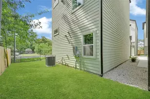 6532 Goldspier St, Houston, TX 77091 - Photo 23